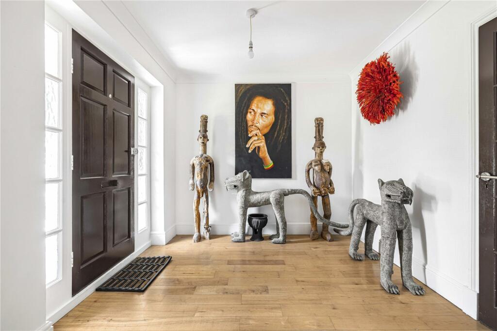 Additional property image - Dornford Gardens, Coulsdon, CR5