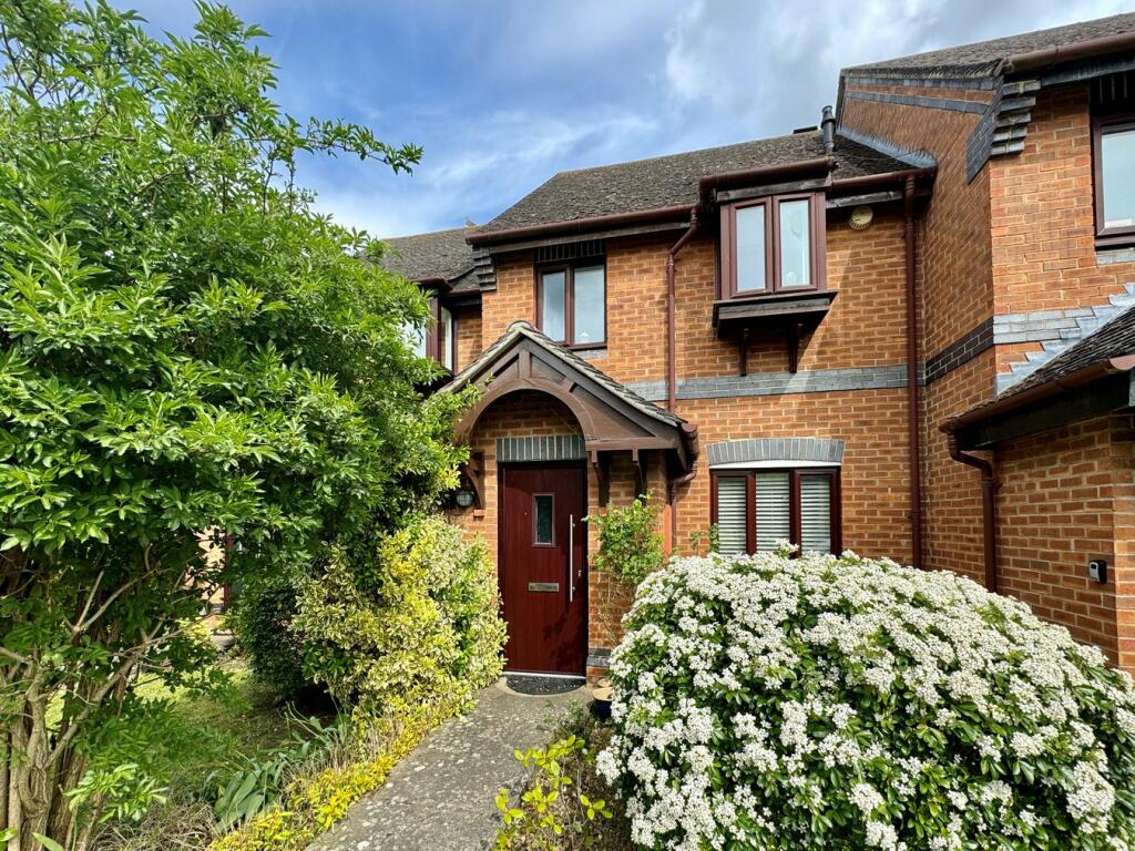 2 bedroom terraced house for sale in Anson Close, Marcham, Abingdon, OX13