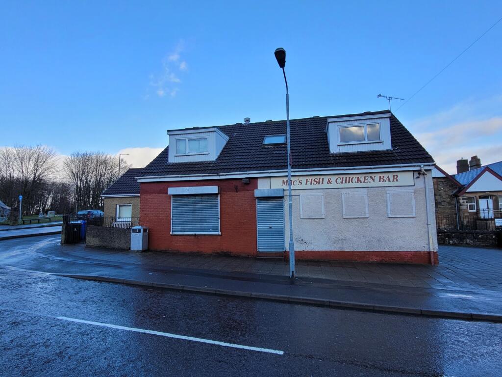 3 bedroom mixed use property for sale in Main Street, Cowie, Stirling