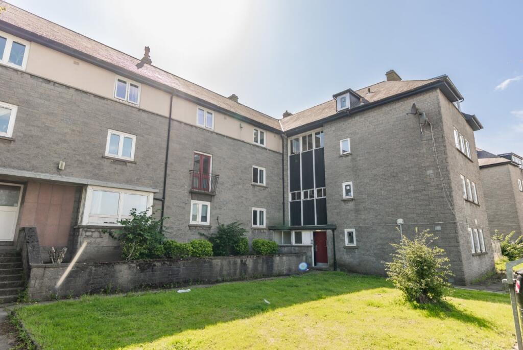 Main image of property: Flat 3, 727 Great Northern Road, Aberdeen, Aberdeenshire, AB24 2BT