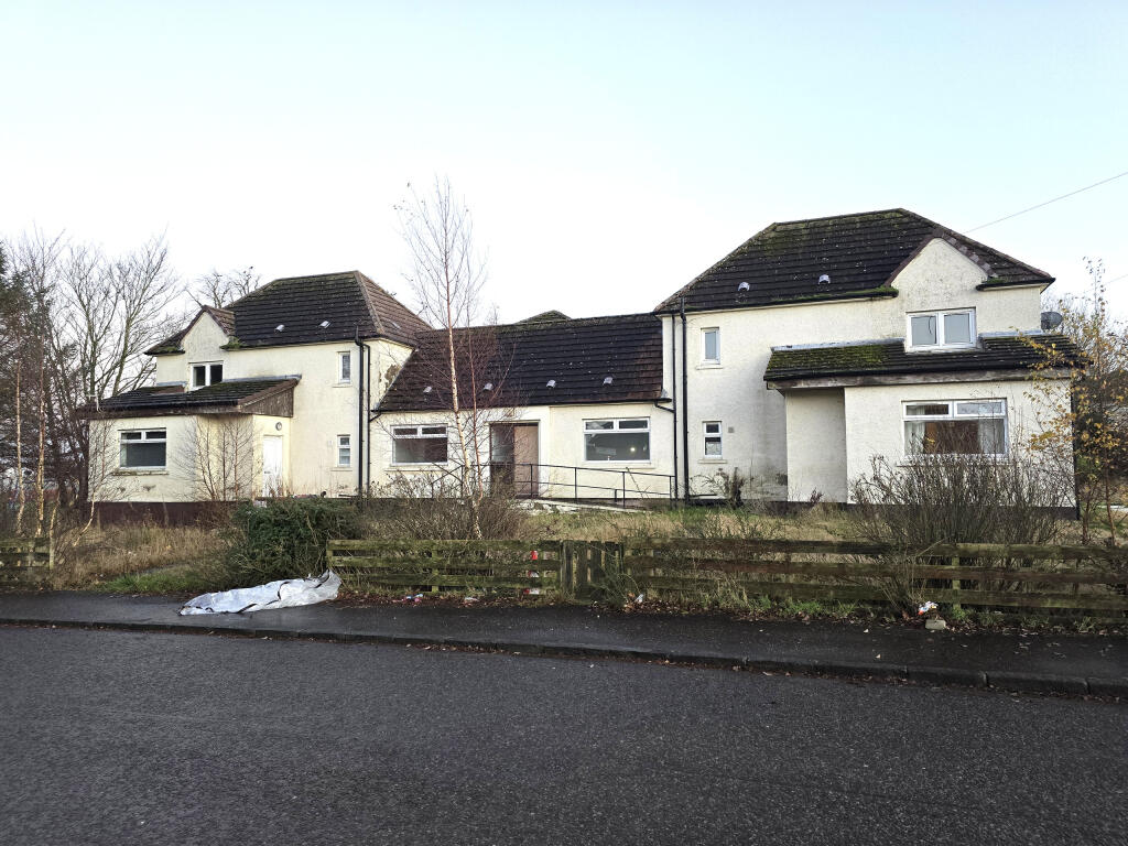 Main image of property: 11 St Charles Avenue, Carstairs Junction, Lanark, Lanarkshire, ML11 8PQ