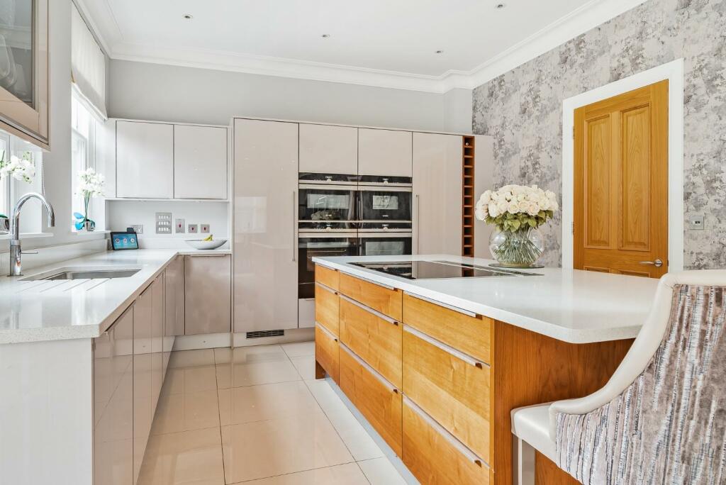 Additional property image - Oldfield Road, Bromley