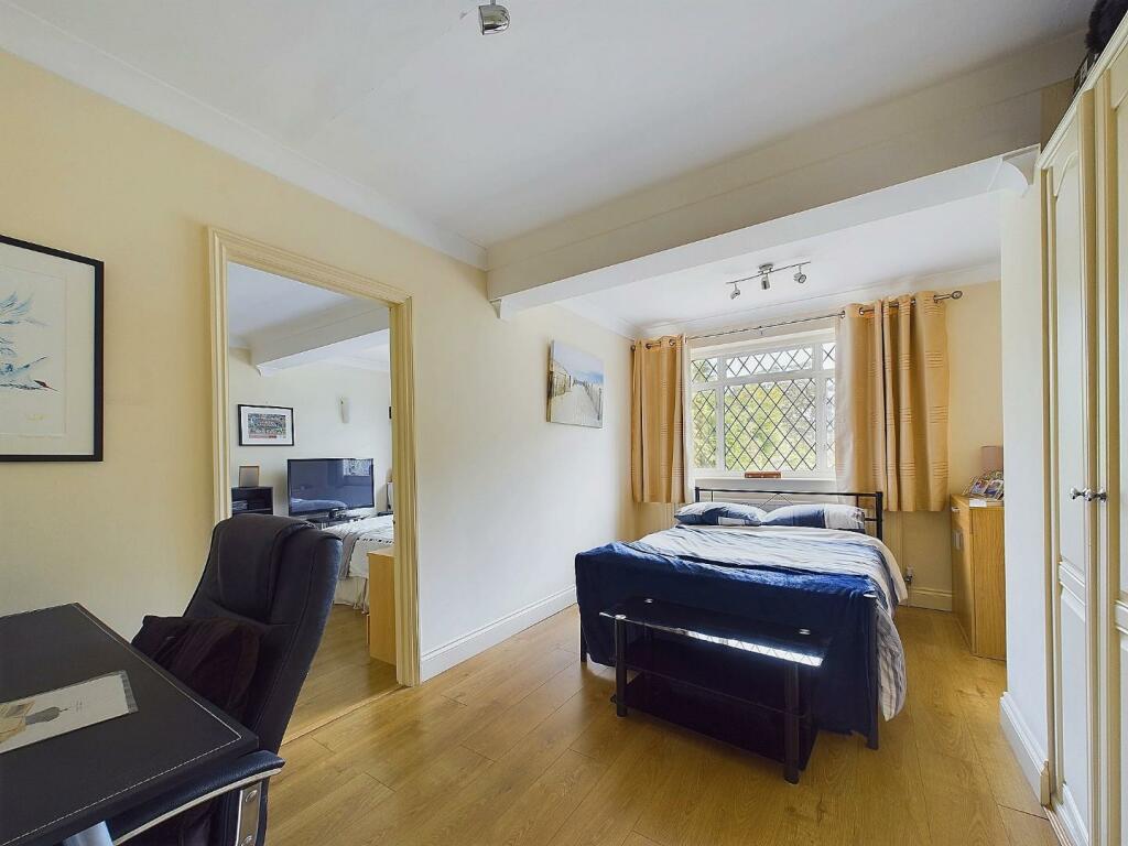 Additional property image - Marlings Park Avenue, Chislehurst