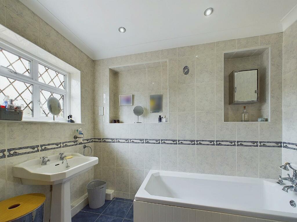 Additional property image - Marlings Park Avenue, Chislehurst