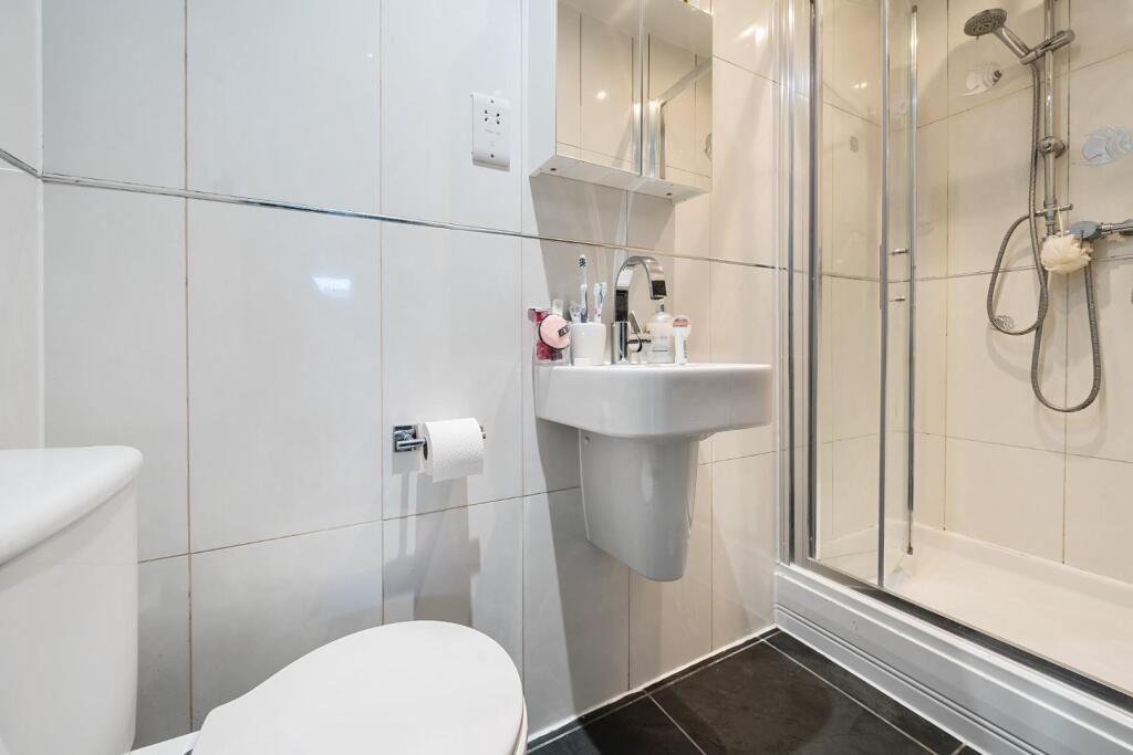Additional property image - Cranford Mews, Bromley