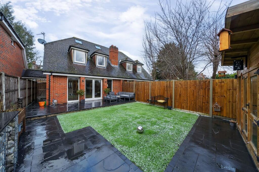 Additional property image - Cranford Mews, Bromley