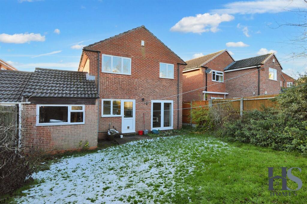 Additional property image - Wain Close, Alcester