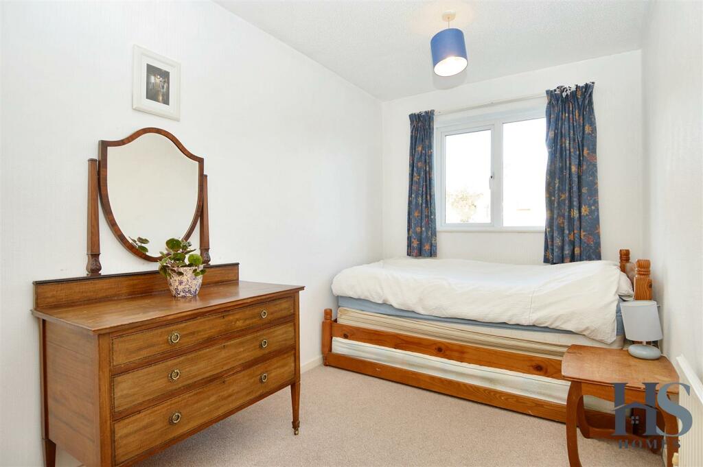 Additional property image - Wain Close, Alcester