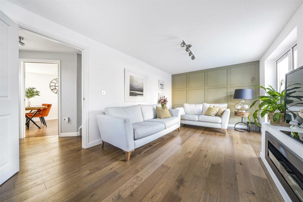 3 bedroom detached house for sale in Castle Drive, Margate, CT9