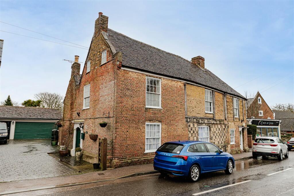 Main image of property: High Street, Minster, Ramsgate