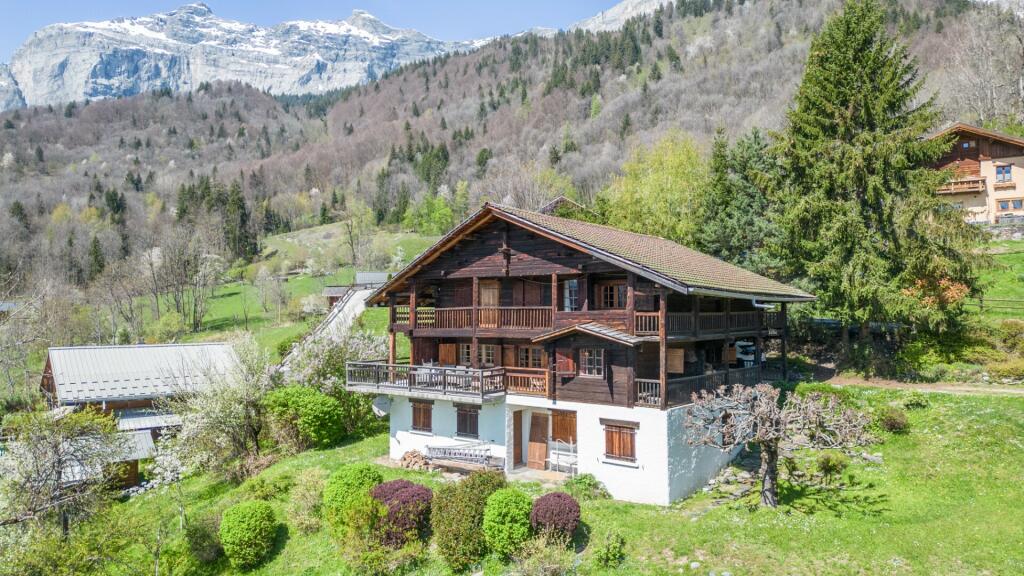 Main image of property: Rhone Alps, Haute-Savoie, Chamonix