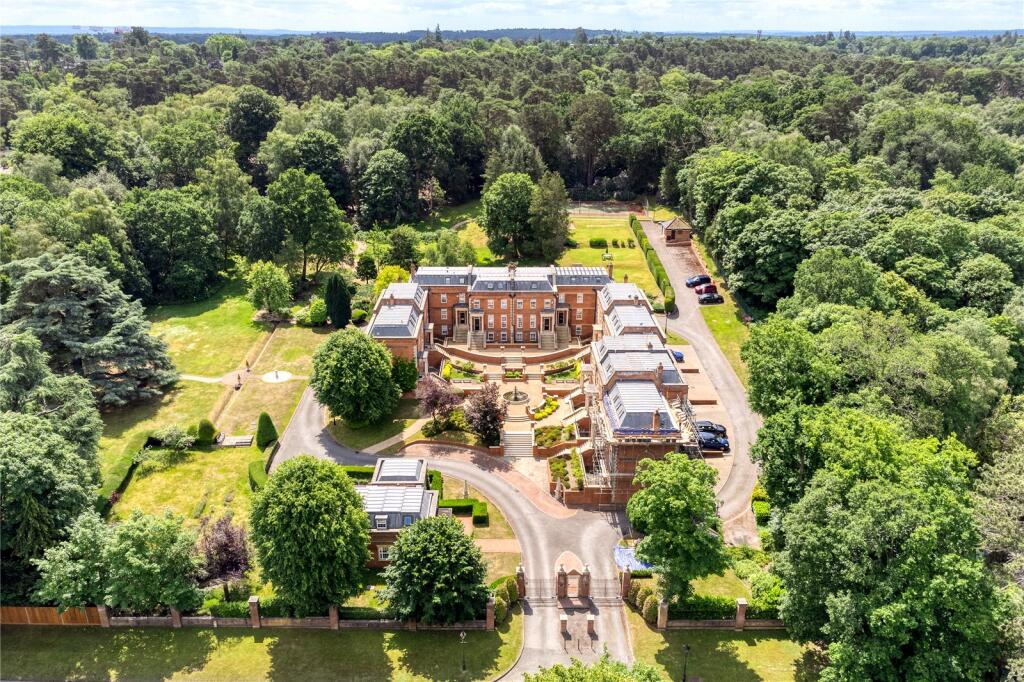 Main image of property: London Road, Sunninghill, Ascot, Berkshire, SL5
