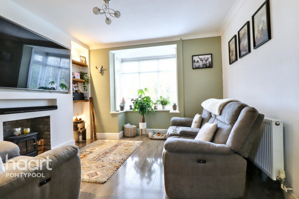 Main image of property: Broadway, Pontypool