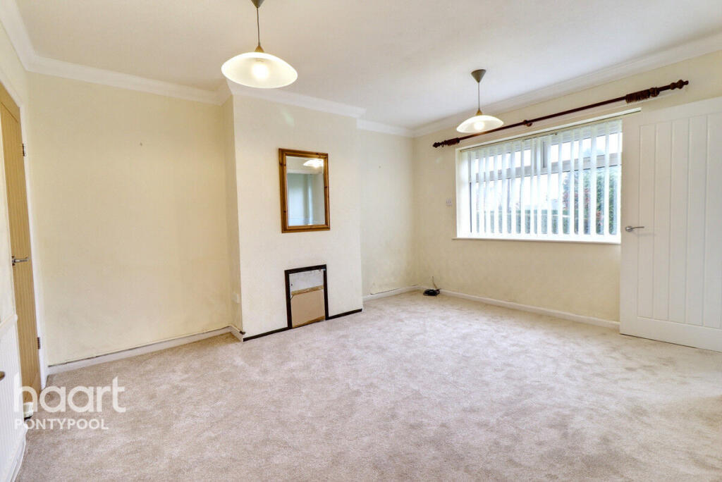 Main image of property: The Avenue, Pontypool