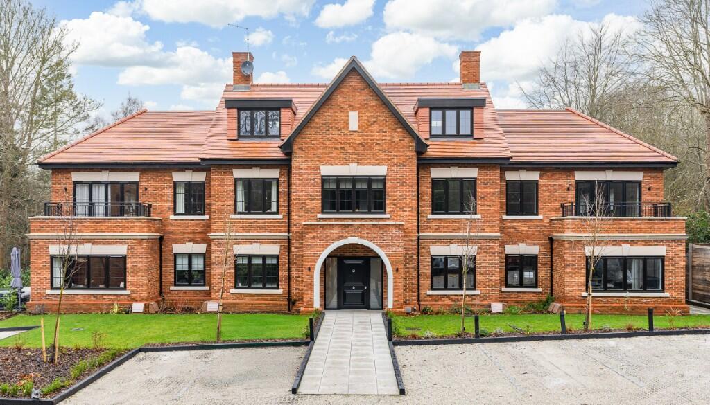 Additional property image - New Road, Welwyn, Hertfordshire, AL6