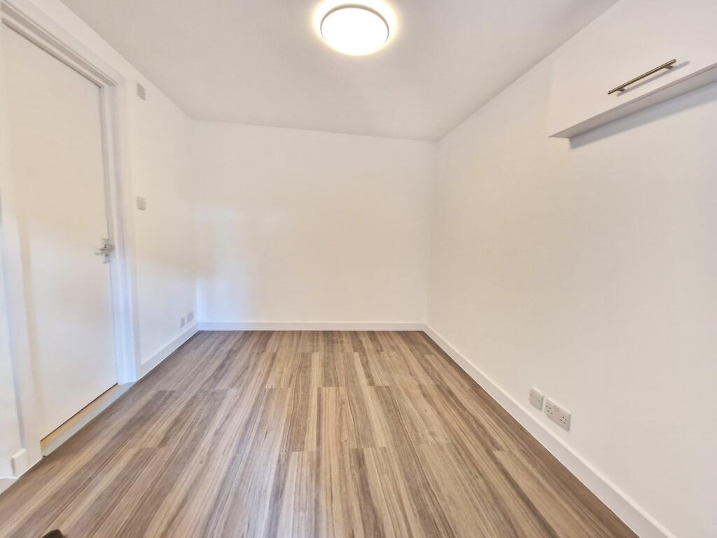 Main image of property: High Street, Wealdstone, Middlesex, HA3 