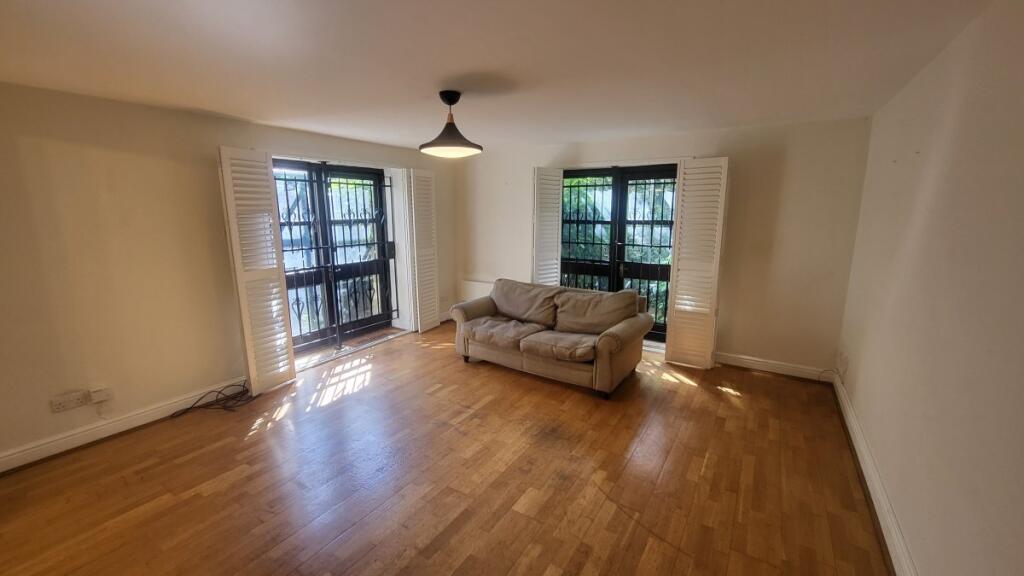Main image of property: St Stephens Court, The Avenue, West Ealing