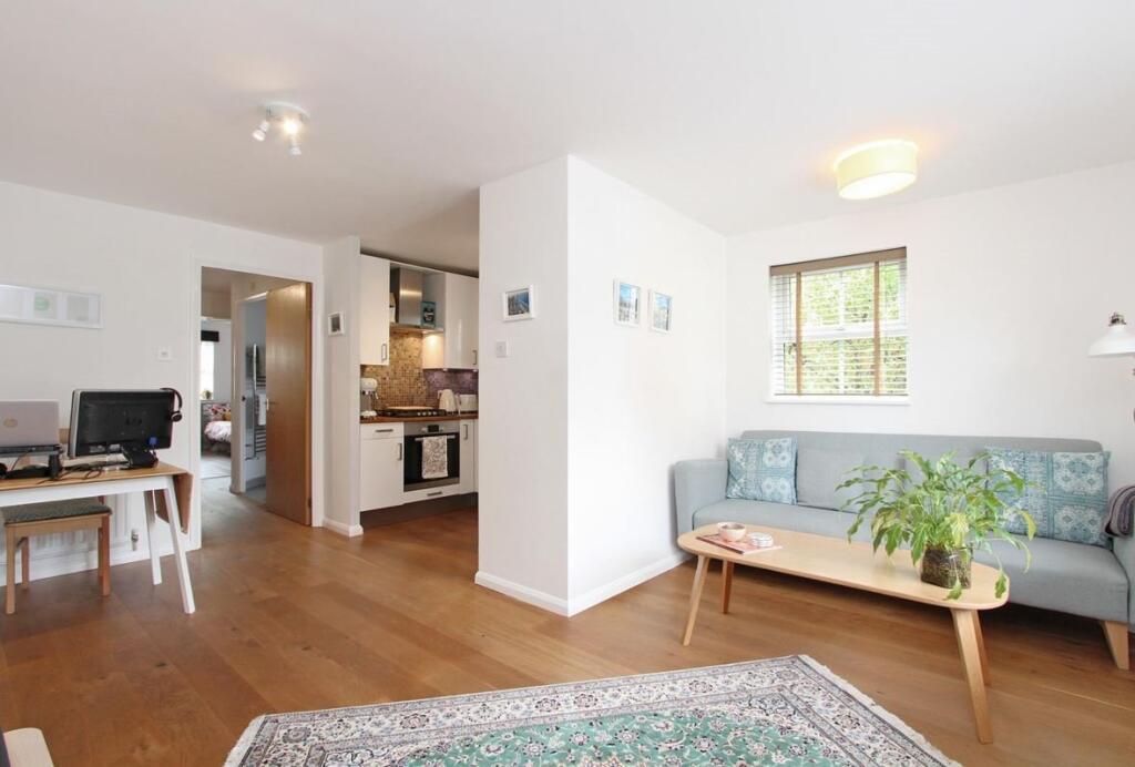 Main image of property: Shaftesbury Gardens,