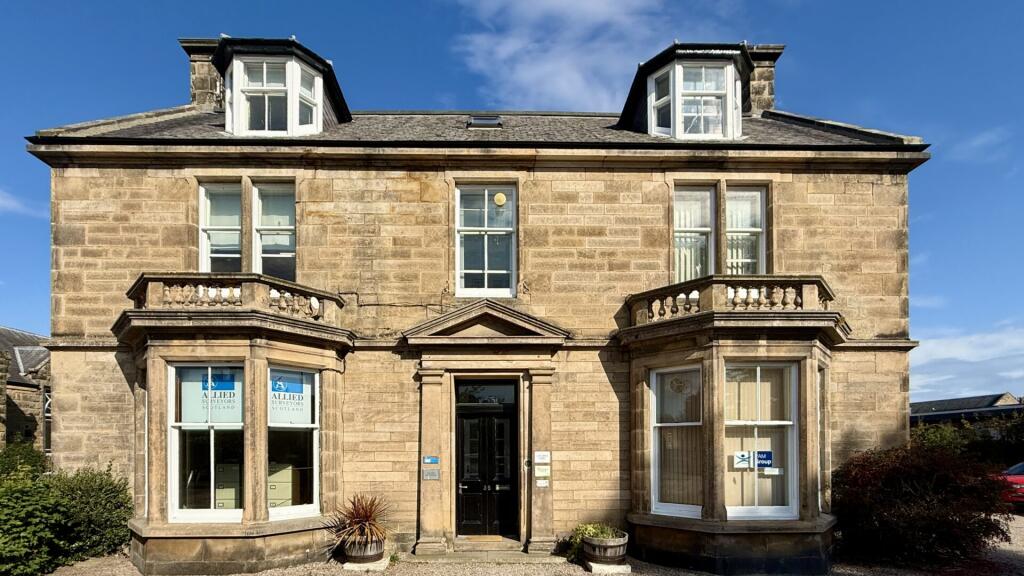 Main image of property: Second Floor Offices, 35 Moray Street, Elgin, IV30 1JH