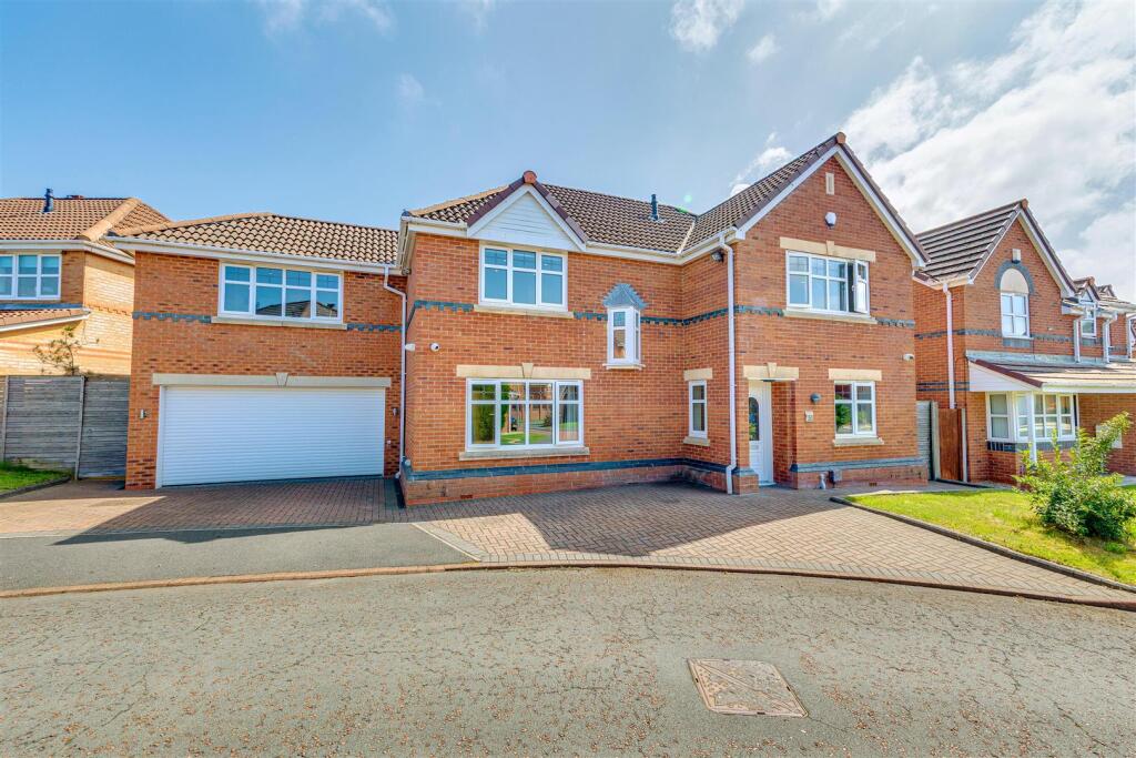 Main image of property: Naburn Drive, Orrell