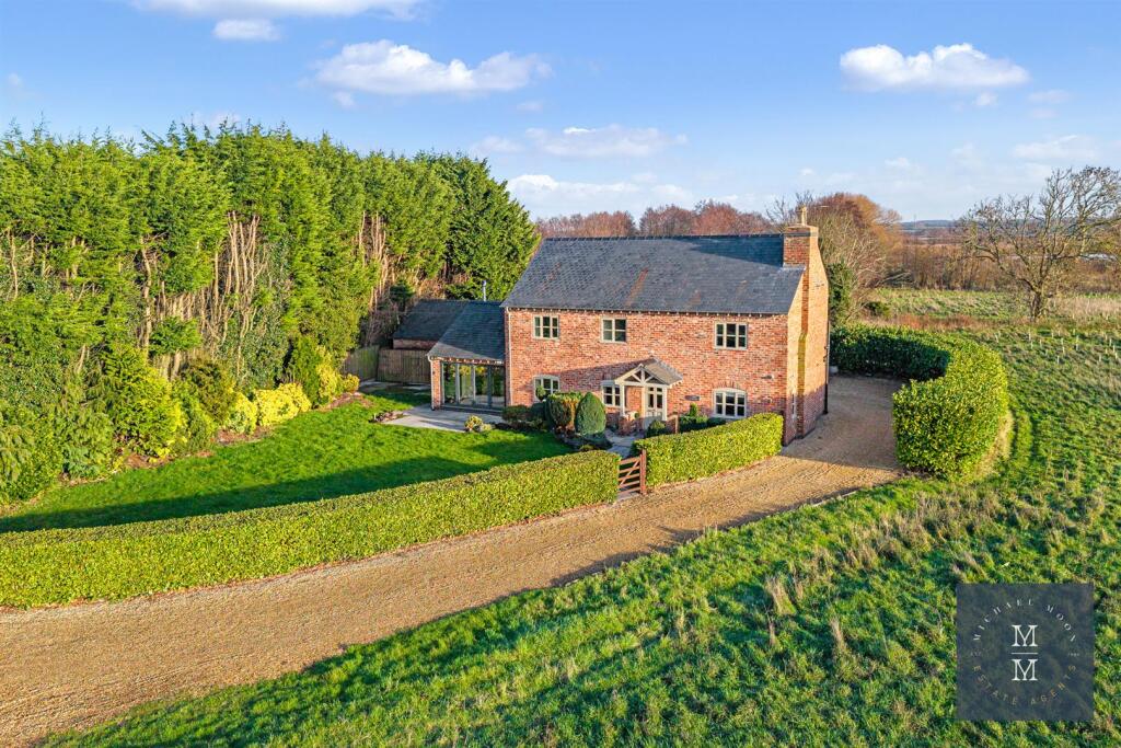 Main image of property: Broad Lane, Thornton, Liverpool