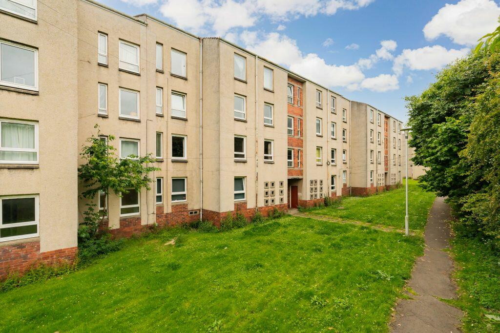 Main image of property: 7/4 Kingsknowe Place, Edinburgh, EH14 2EQ