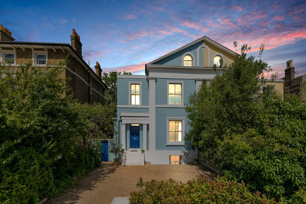 5 bedroom semidetached house for sale in Blackheath Village SE3