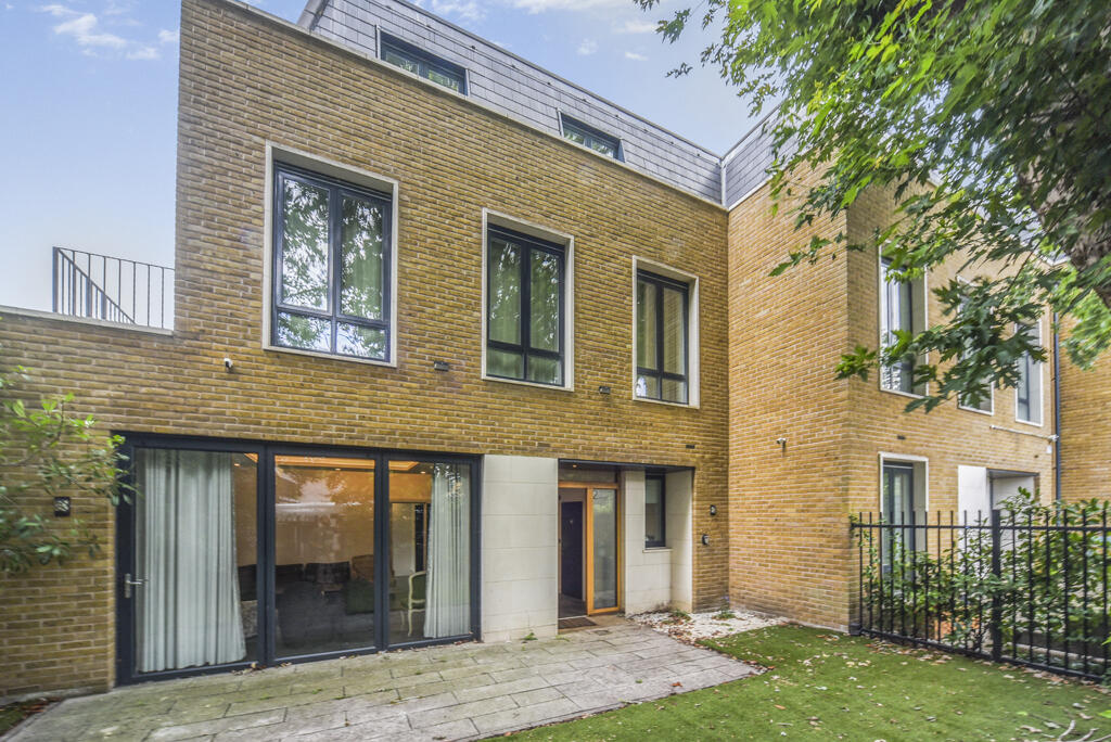Main image of property: Ashchurch Grove, Bedford Park, W12