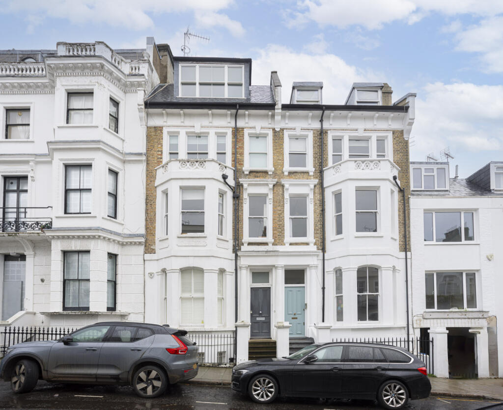 1 bedroom apartment for sale in Gordon Place, Kensington, W8