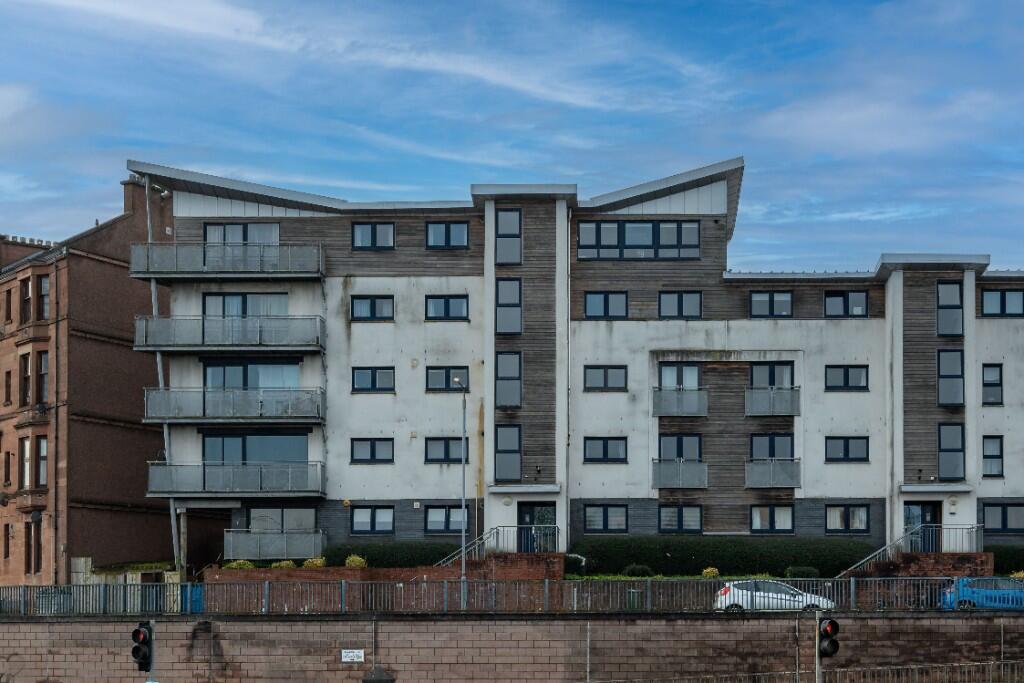 Main image of property: Flat 2, 261 Springburn Road, Glasgow, G21