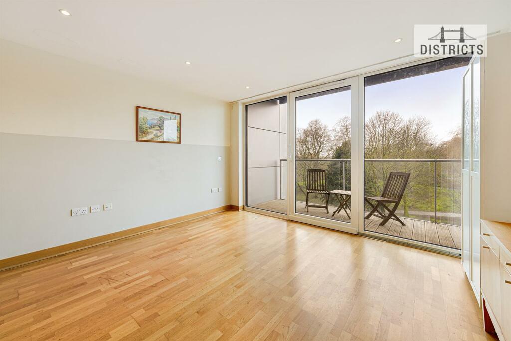 Main image of property: 374 Queenstown Road, London