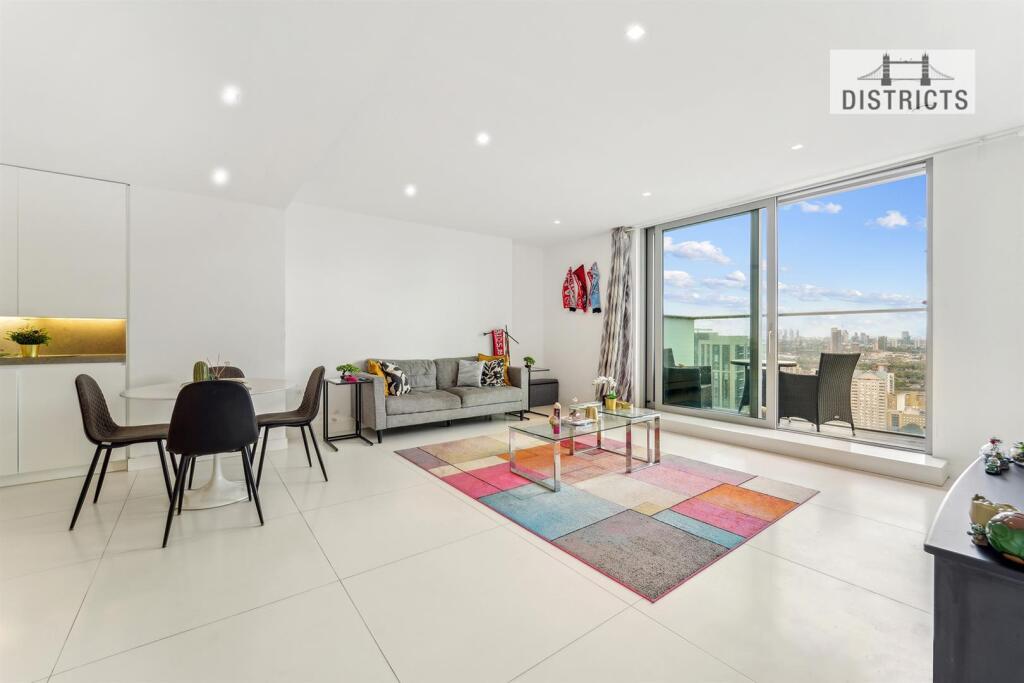 Main image of property: Pan Peninsula Square, London E14