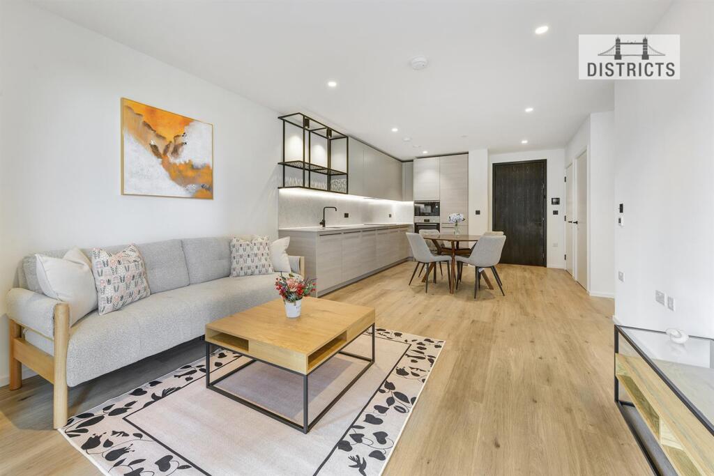 Main image of property: Heron Wharf, 5 Hemlock Street, E14