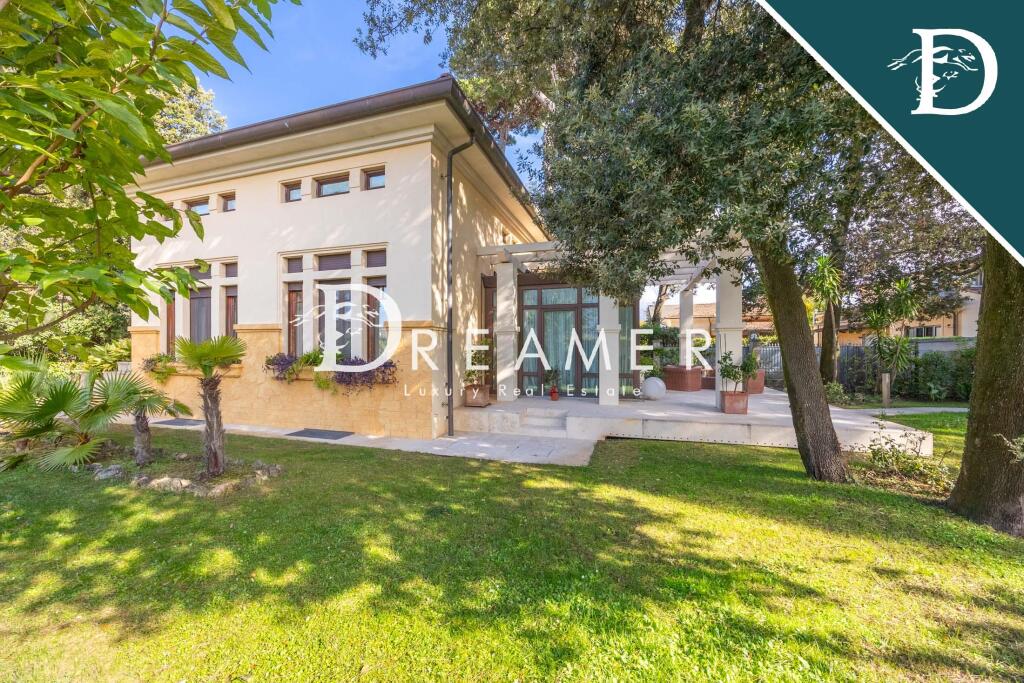 Main image of property: Tuscany, Lucca, Camaiore