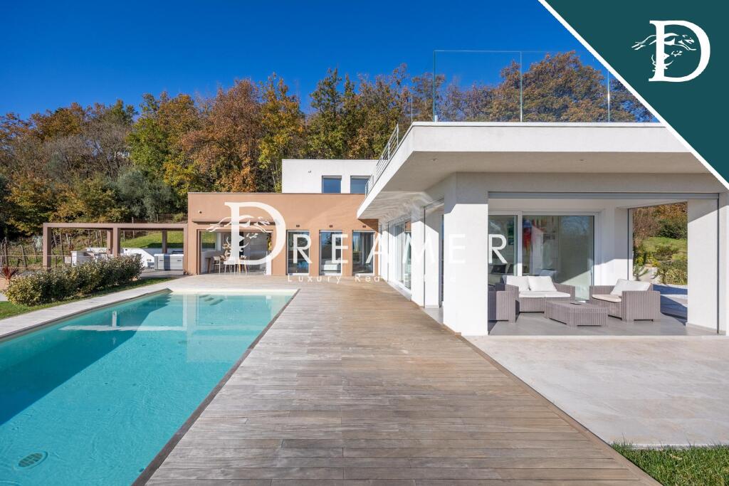 Main image of property: Tuscany, Lucca, Massarosa