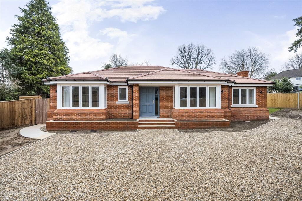 Main image of property: Lower Road, Fetcham, Leatherhead, Surrey, KT22
