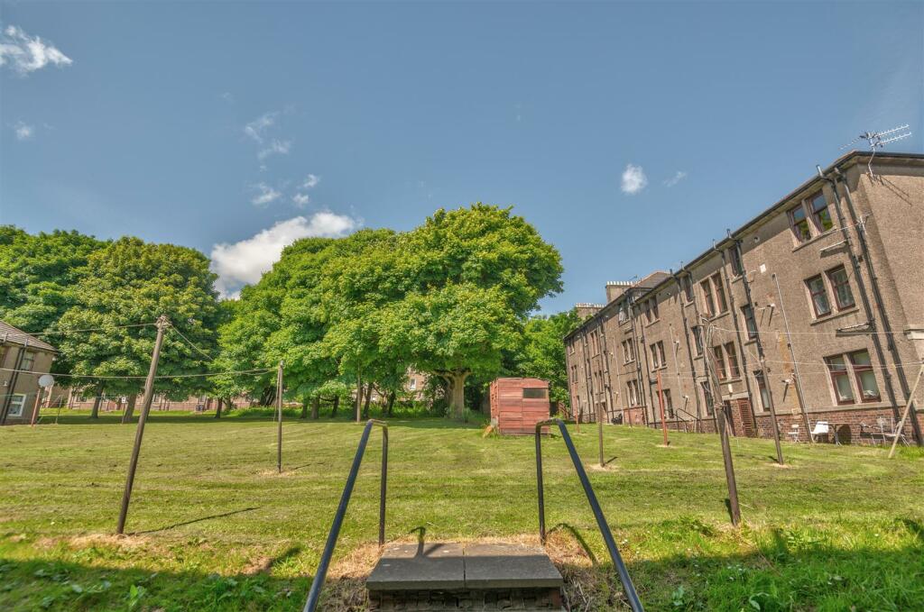 Additional property image - Fleming Gardens East, Dundee