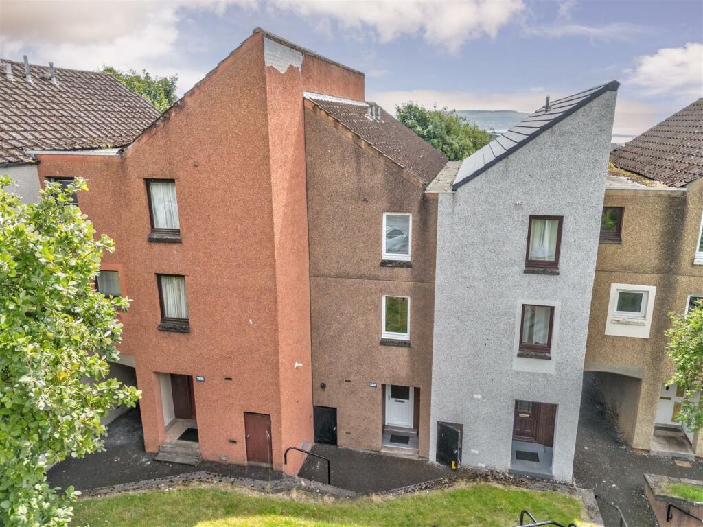 3 bedroom town house for sale in Watson Street, Dundee, DD4