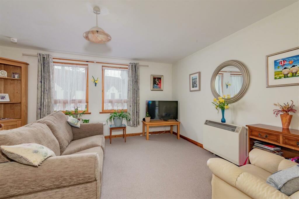 2 bedroom bungalow for sale in Erskine Road, Tayport, DD6