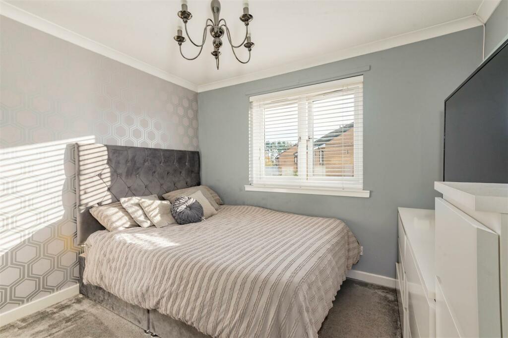 Additional property image - Tranent Gardens, Dundee