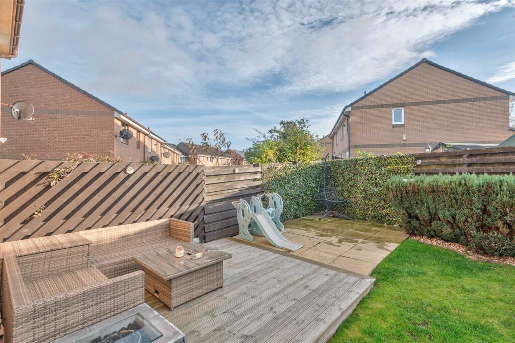 Additional property image - Tranent Gardens, Dundee