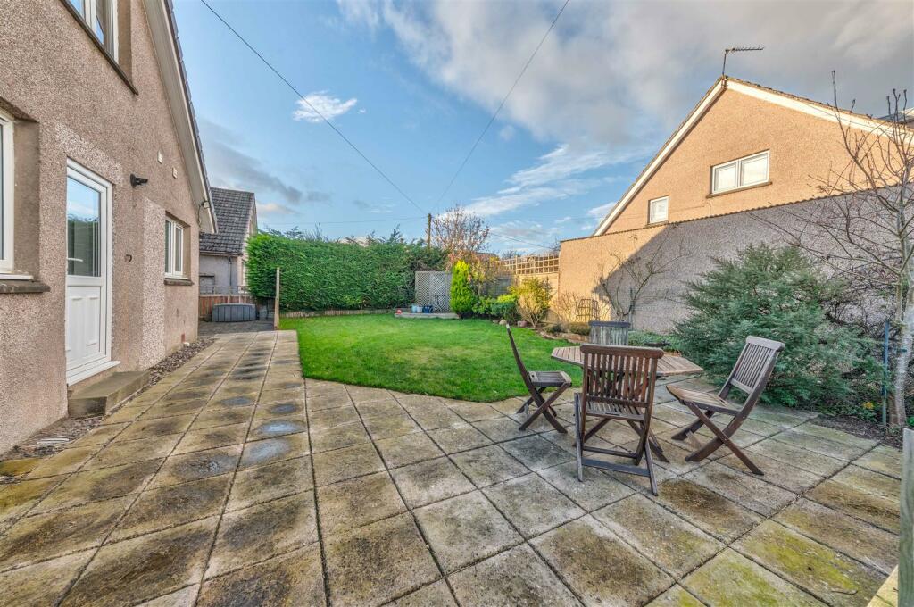 Additional property image - Rosemount Road, Birkhill, Dundee