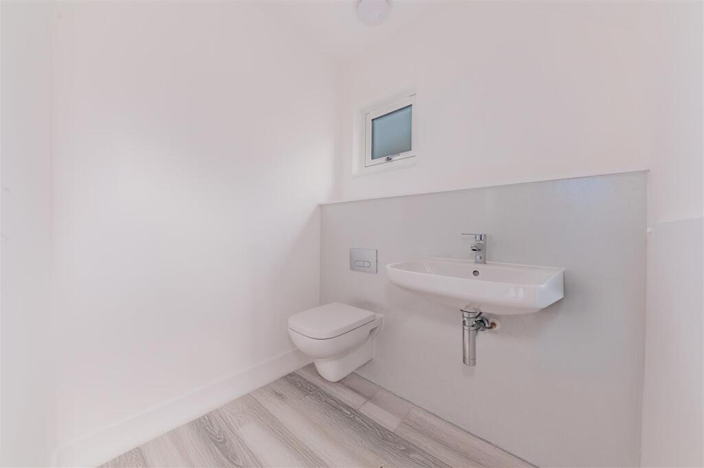 Additional property image - Tulloch Crescent, Dundee
