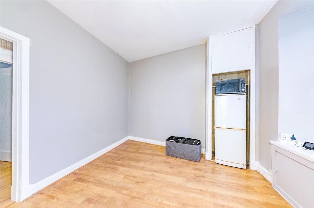 Additional property image - 188 Lochee Road, Dundee