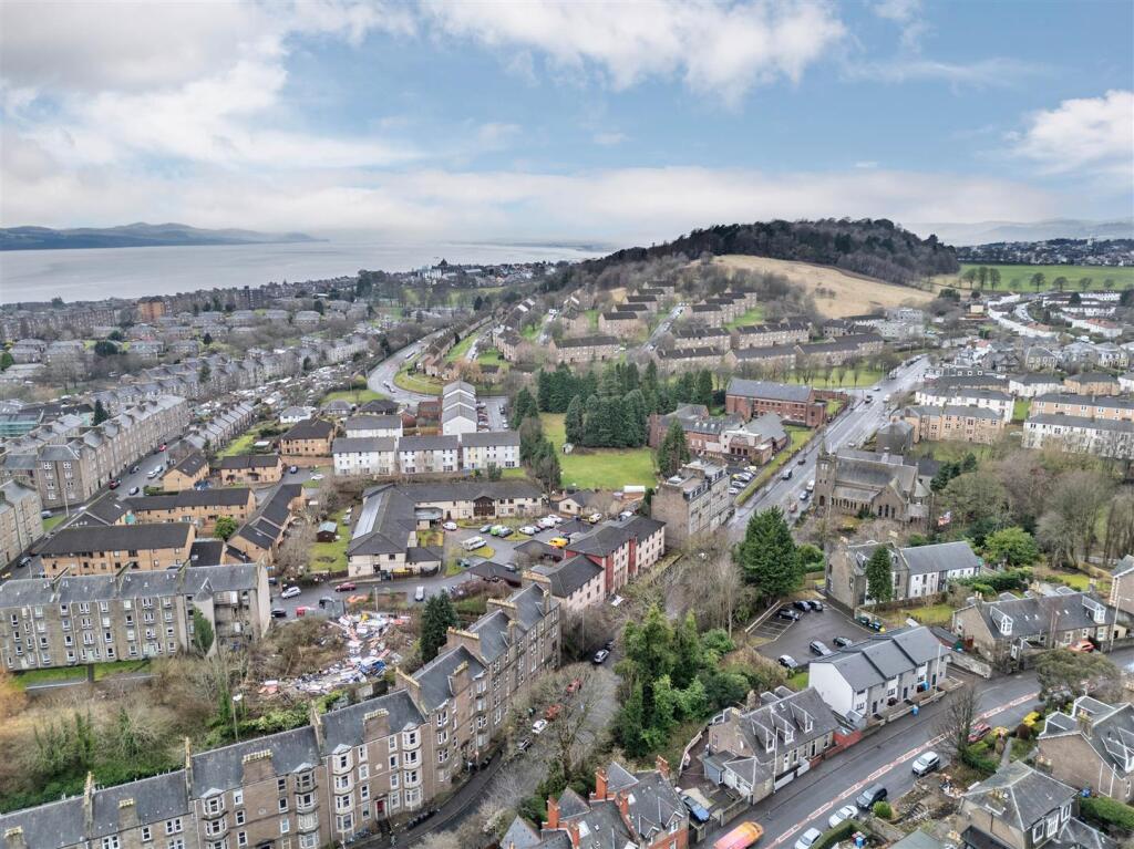 Additional property image - 188 Lochee Road, Dundee