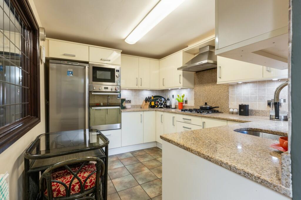 Additional property image - High Street, Henley-in-Arden, Warwickshire, B95