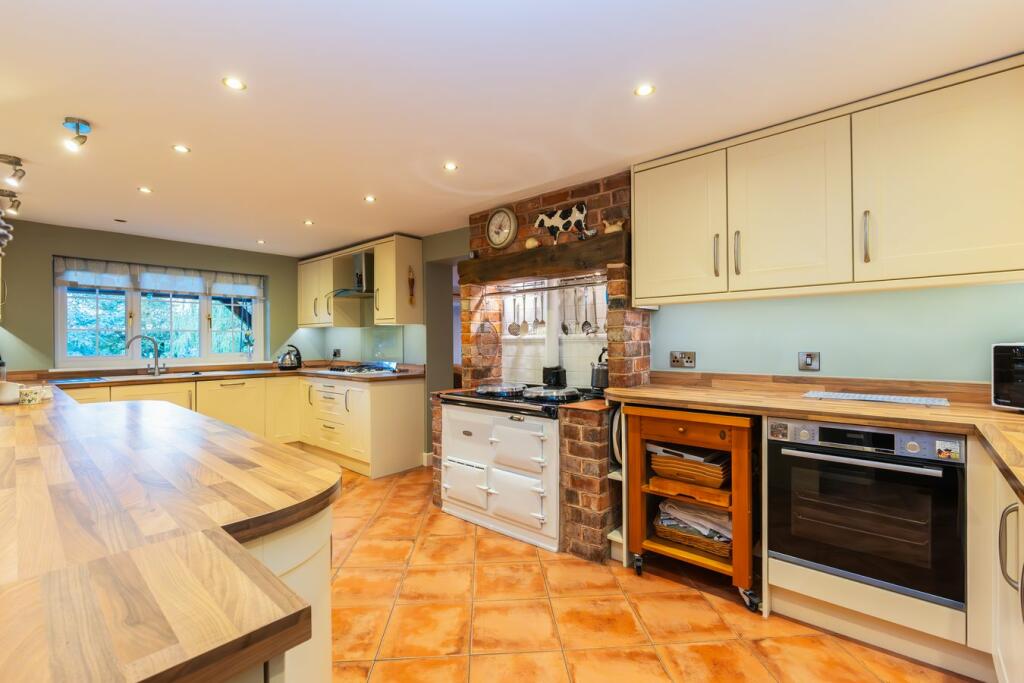 Additional property image - Beaudesert Park, Birmingham Road, Henley-in-Arden, B95
