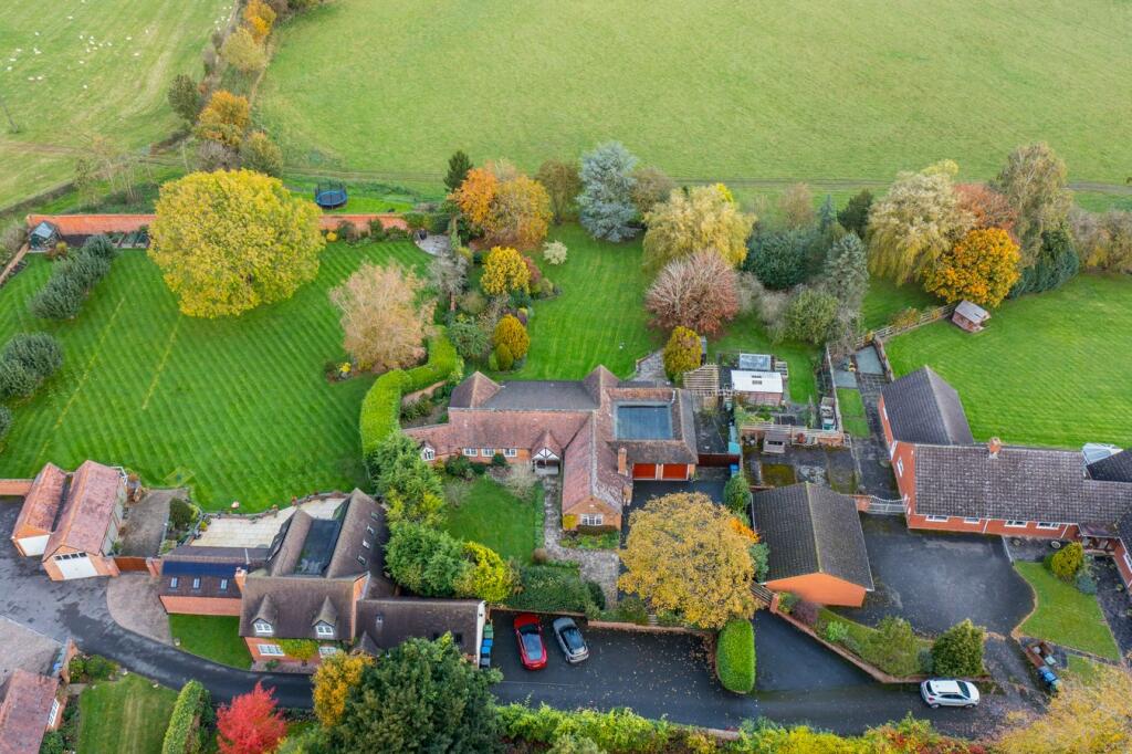 Additional property image - Beaudesert Park, Birmingham Road, Henley-in-Arden, B95