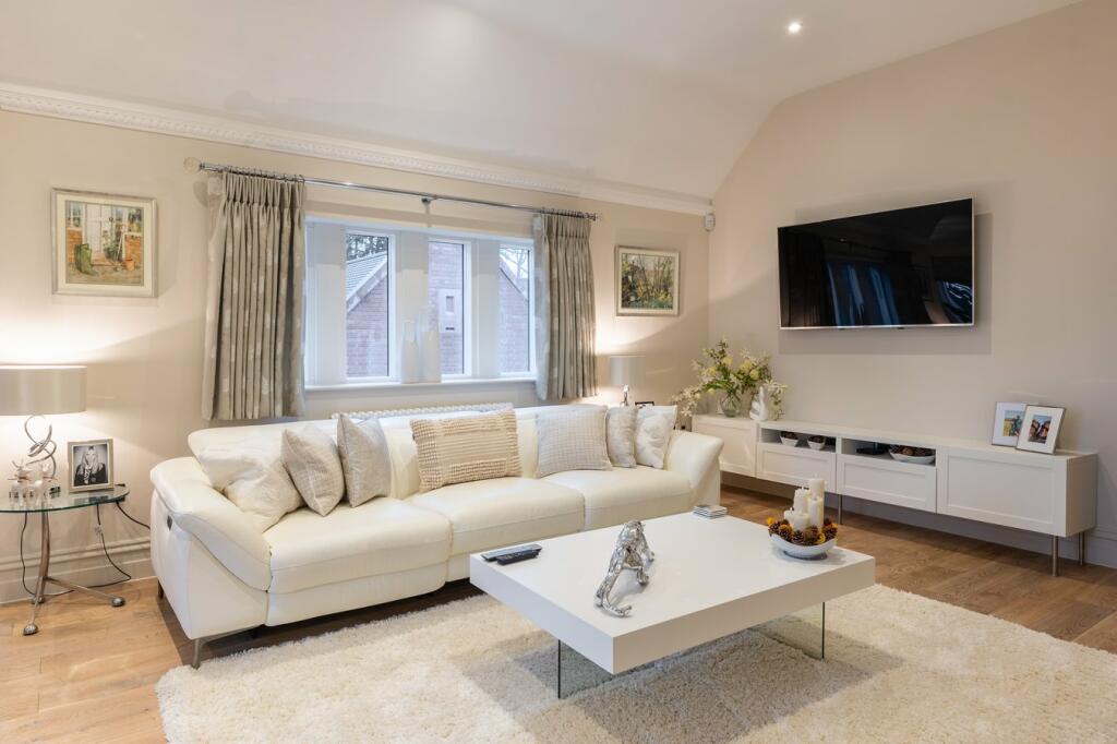 Additional property image - Milverton Hall, Blackdown, Leamington Spa, CV32