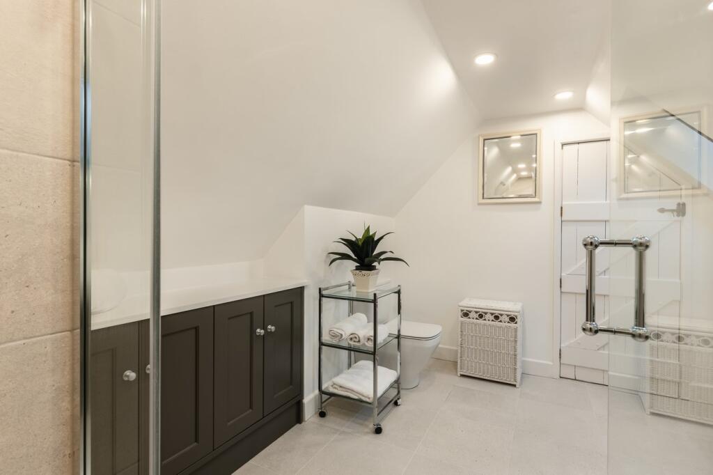 Additional property image - High Street, Henley-in-Arden, Warwickshire, B95